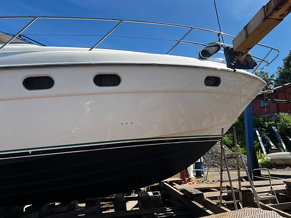 Betydelig oppgradert P52, Meget attraktiv versjon med 3 kabiner og crew cabin ! 20 of 30