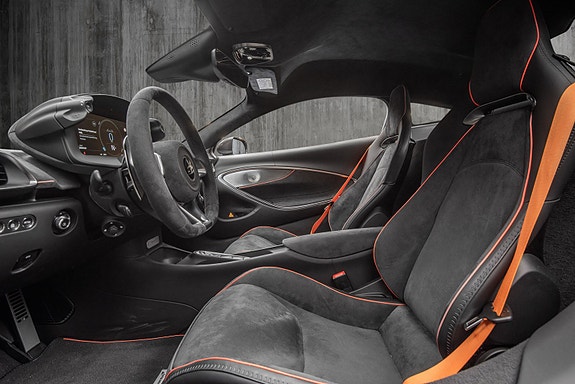 McLaren Artura 20 of 30