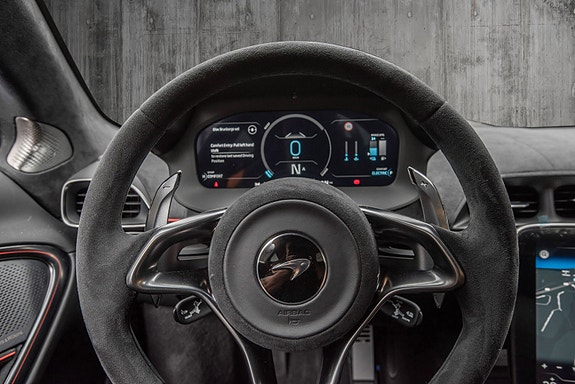 McLaren Artura 23 of 30