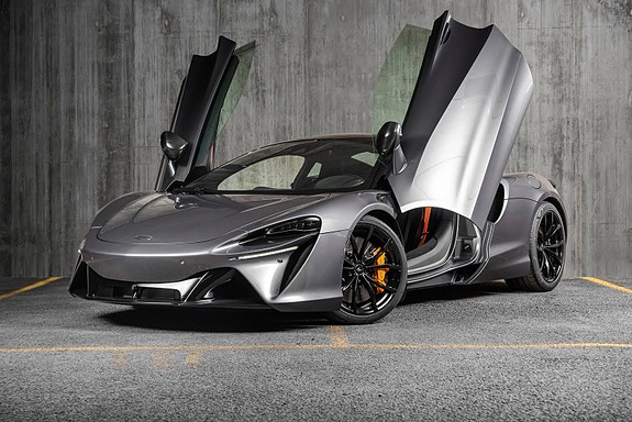 McLaren Artura 3 of 30