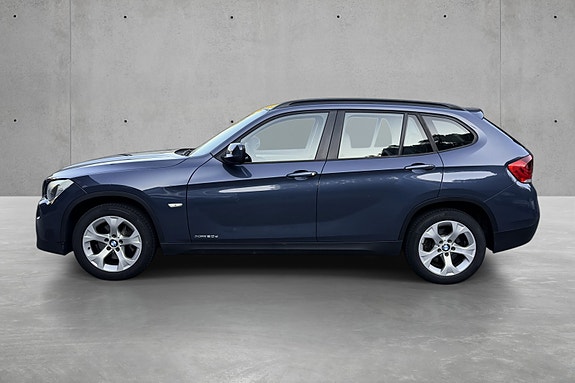 BMW X1 4 of 17