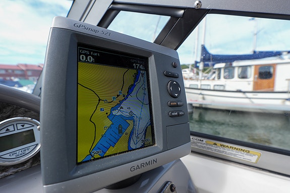 Stingray 250 CS m/ 260 hk Mercruiser MPI V8. Ankervinsj. Baugprop. Lagring inkl! 25 of 30