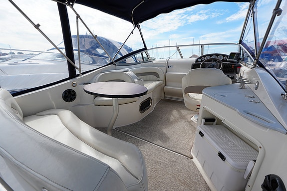 Stingray 250 CS m/ 260 hk Mercruiser MPI V8. Ankervinsj. Baugprop. Lagring inkl! 15 of 30