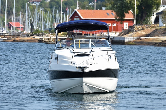 Stingray 250 CS m/ 260 hk Mercruiser MPI V8. Ankervinsj. Baugprop. Lagring inkl! 4 of 30