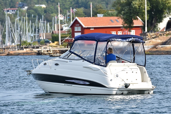 Stingray 250 CS m/ 260 hk Mercruiser MPI V8. Ankervinsj. Baugprop. Lagring inkl! 6 of 30