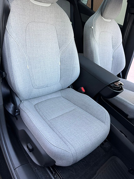 Volvo EX30 6 of 13