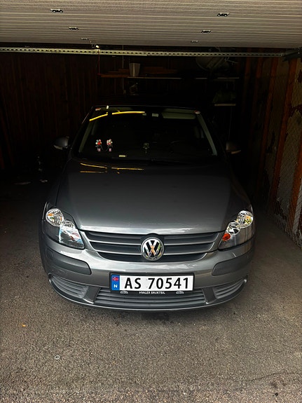 Volkswagen Golf Plus 9 of 22
