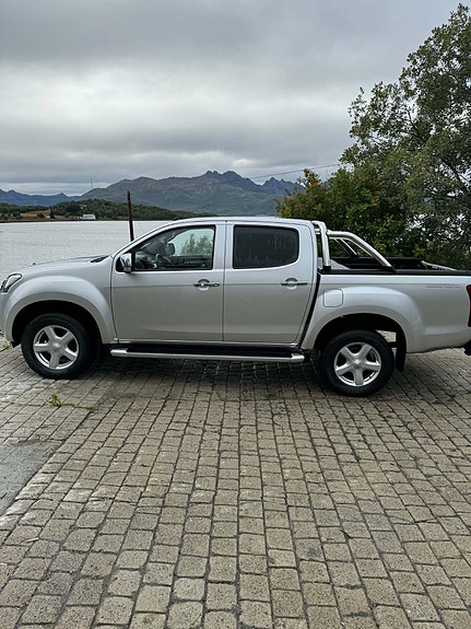 Isuzu D-max 5 of 17