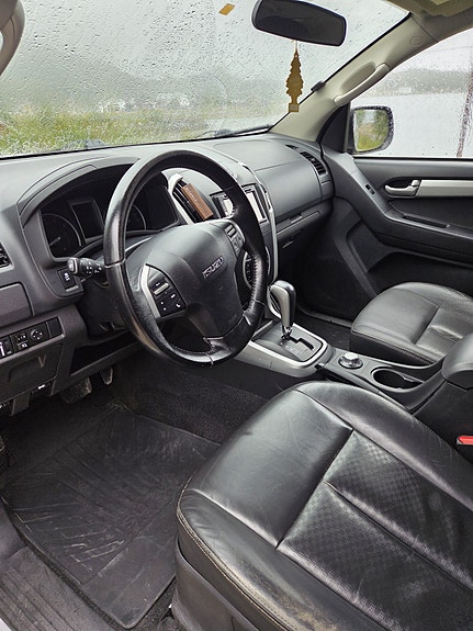 Isuzu D-max 14 of 17