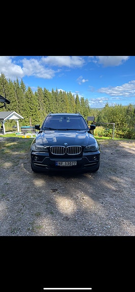 BMW X5 3 of 13