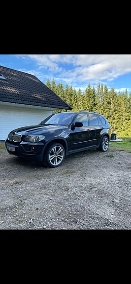 BMW X5 2 of 13