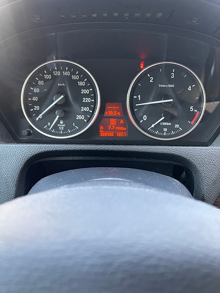 BMW X5 13 of 13