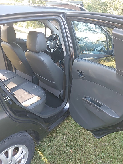 Chevrolet Spark 20 of 24