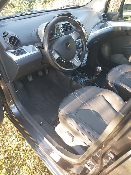 Chevrolet Spark 15 of 24