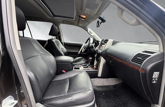 Toyota Land Cruiser 15 of 21
