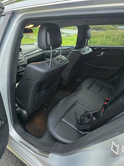 Mercedes-Benz E250 16 of 21