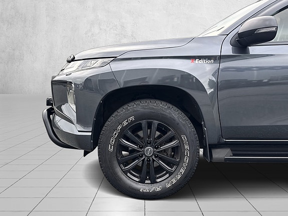 Mitsubishi L200 7 of 25