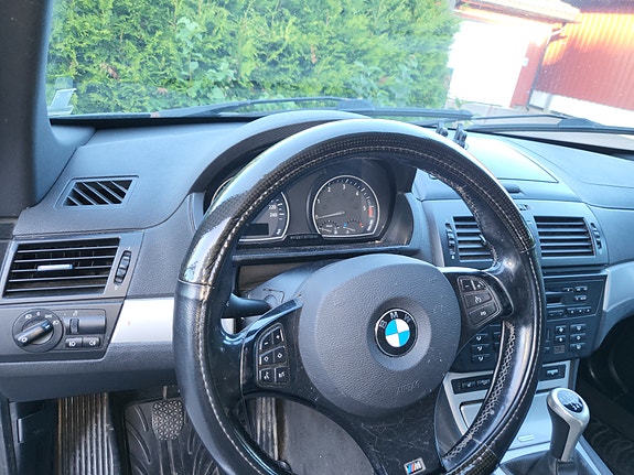BMW X3 5 of 6