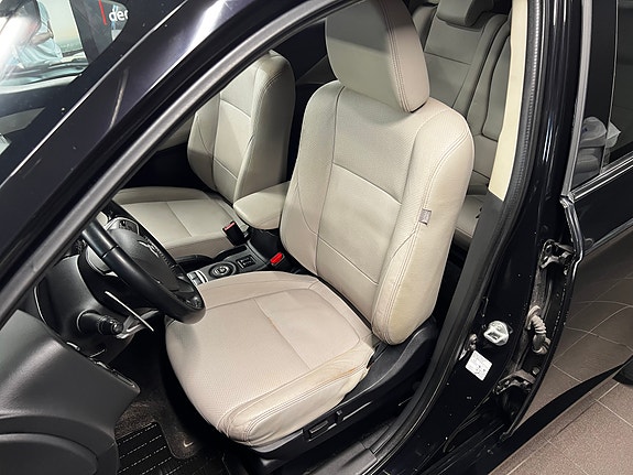 Mitsubishi Outlander 28 of 30