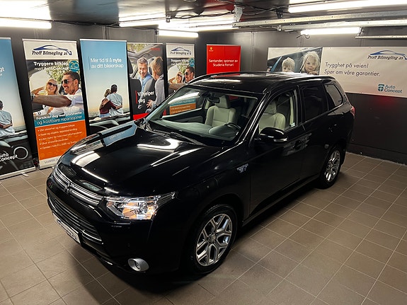 Mitsubishi Outlander 2 of 30