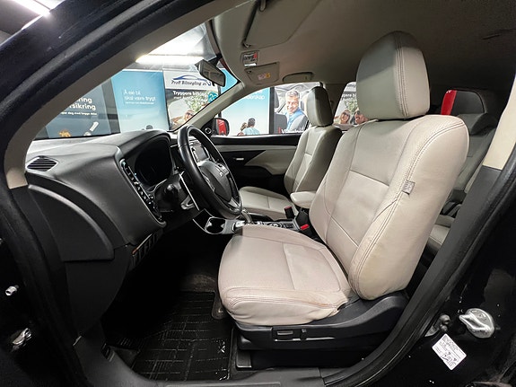 Mitsubishi Outlander 29 of 30