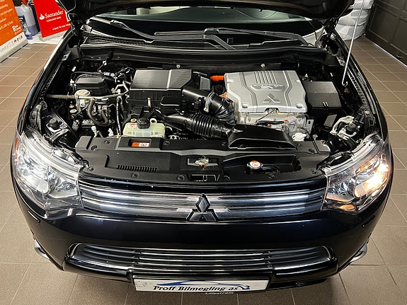 Mitsubishi Outlander 11 of 30