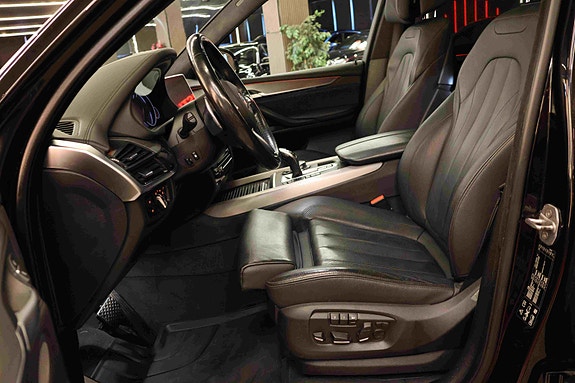 BMW X5 25 of 30