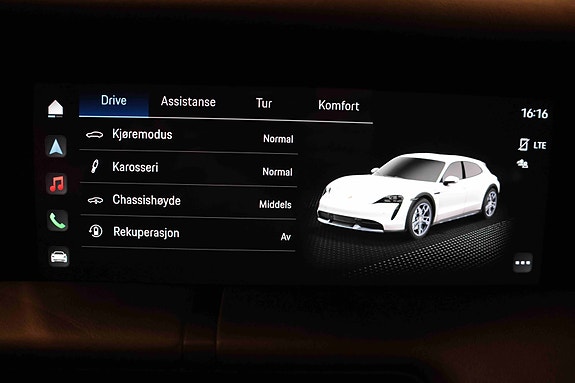 Porsche Taycan Cross Turismo 23 of 30