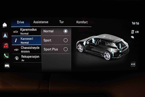 Porsche Taycan Cross Turismo 24 of 30