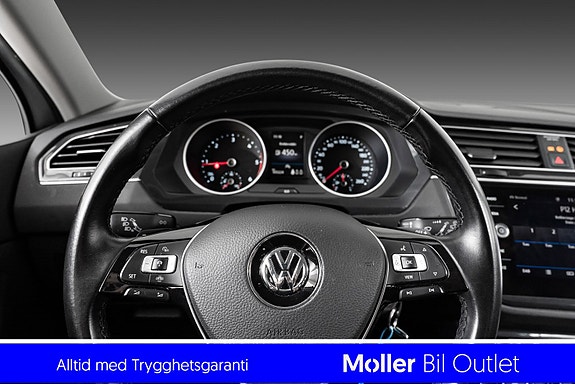 Volkswagen Tiguan 8 of 17