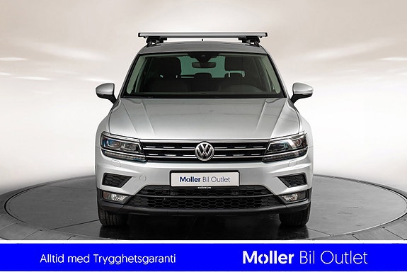 Volkswagen Tiguan 3 of 17