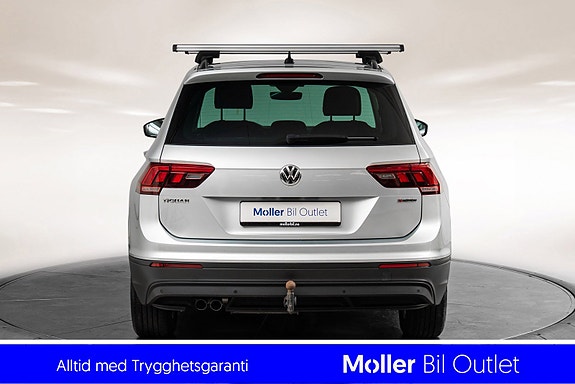 Volkswagen Tiguan 6 of 17