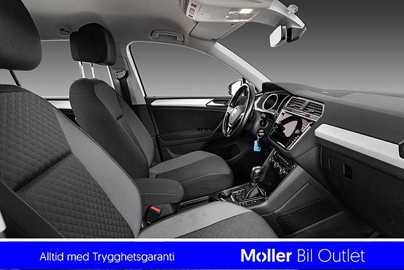 Volkswagen Tiguan 15 of 17