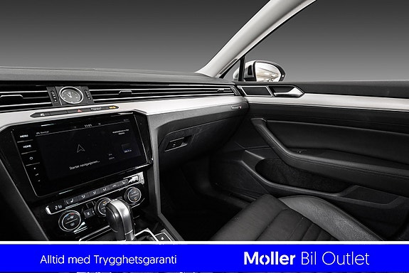 Volkswagen Passat Alltrack 10 of 18