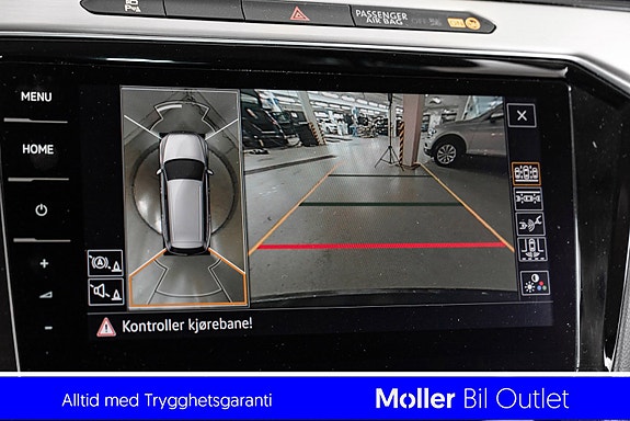 Volkswagen Passat Alltrack 12 of 18