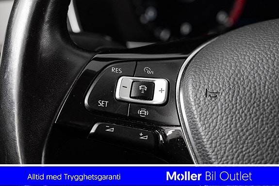 Volkswagen Passat Alltrack 9 of 18