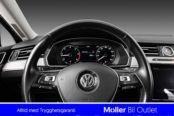 Volkswagen Passat Alltrack 8 of 18