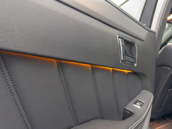 Mercedes-Benz E200 d 25 of 30