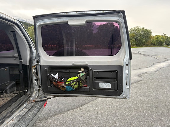 Mitsubishi Pajero 17 of 24