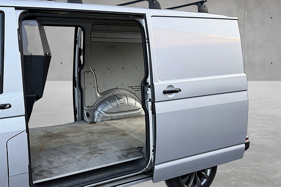 Volkswagen Transporter 20 of 20