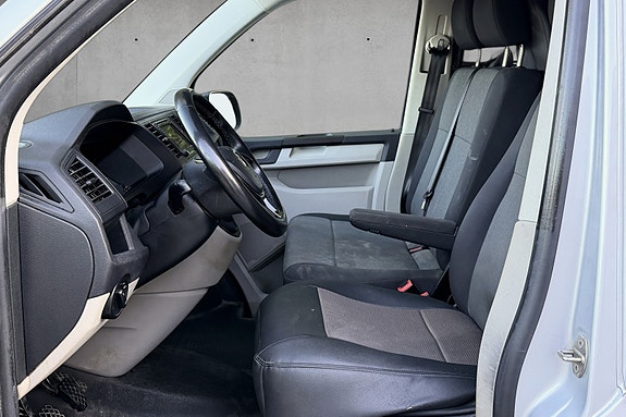 Volkswagen Transporter 16 of 20