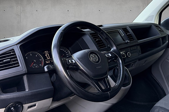 Volkswagen Transporter 14 of 20