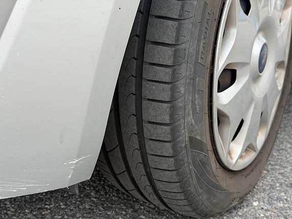 Ford Transit Connect 15 of 29