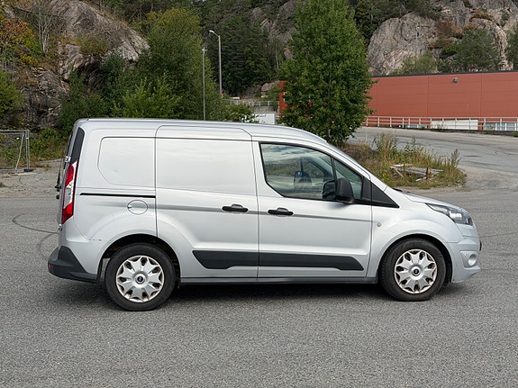 Ford Transit Connect 10 of 29