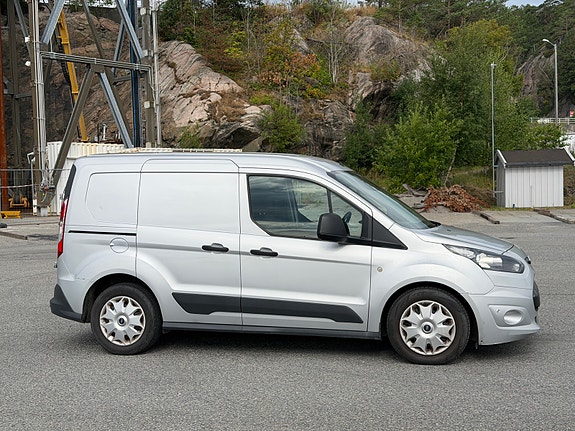 Ford Transit Connect 11 of 29