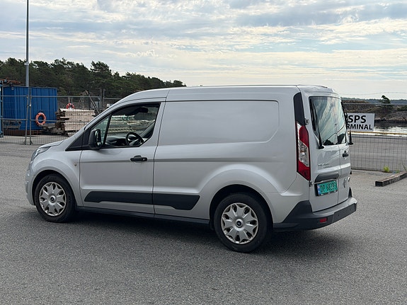Ford Transit Connect 4 of 29