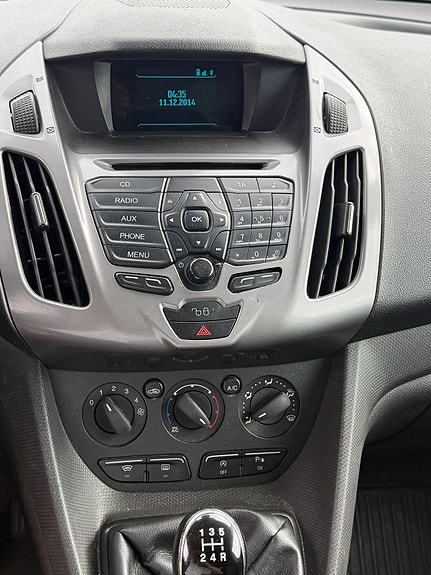 Ford Transit Connect 27 of 29