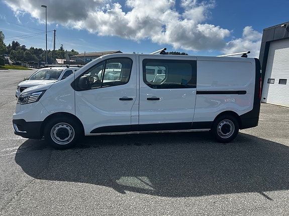 Renault Trafic 2 of 21