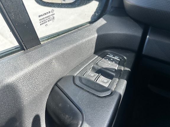 Renault Trafic 14 of 21