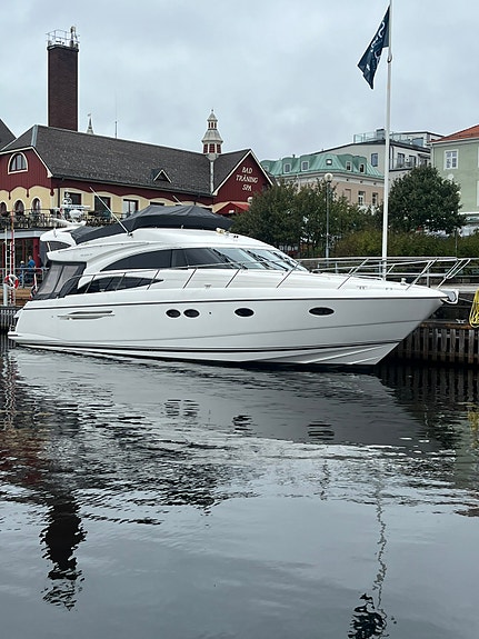 2006 mod Princess P57 med Volvo Penta D12-800 vurderes solgt 3 of 30